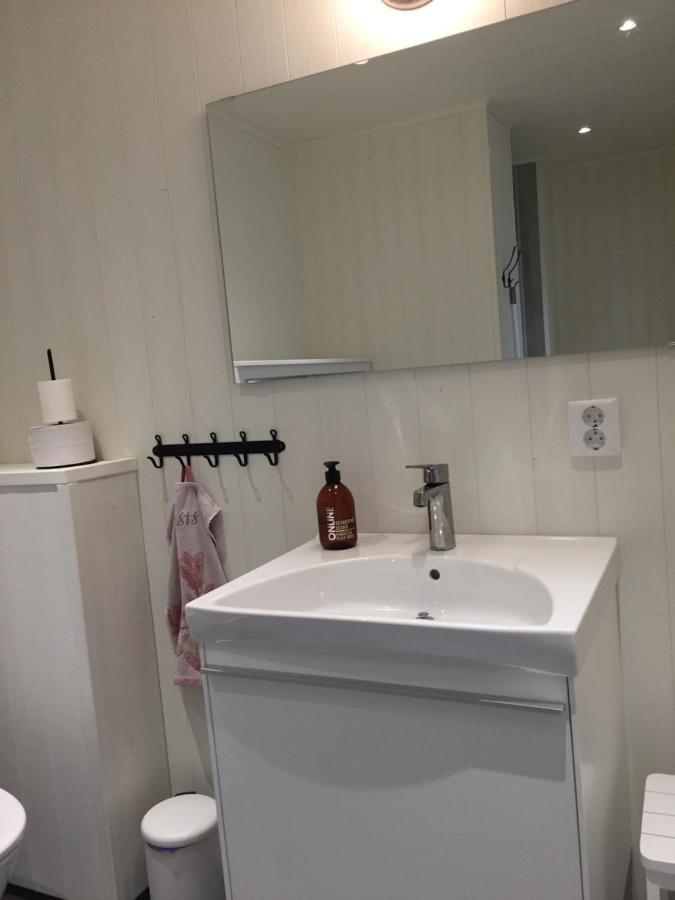 Kungsbacken I Tived Appartement Buitenkant foto